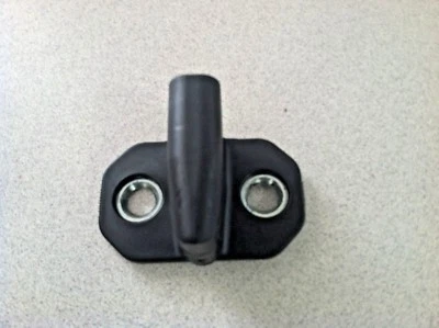 2001-2007 MERCEDES-BENZ W203 C230 C320 C-CLASS ~ DOOR LOCK STRIKER Foto 1 de 3