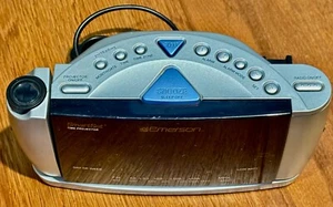 EMERSON RESEARCH CKS3528 SMARTSET PROJECTOR DUAL ALARM DIGITAL AM/FM CLOCK RADIO - Picture 1 of 4