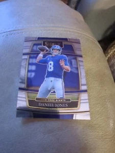 DANIEL JONES 2021 Panini Select Concourse Base New York Giants Card #26 - Picture 1 of 2