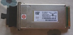Module De Transceiver Cisco X2-10GB-SR 10GBASE V05 10-2205-05 - Bild 1 von 4