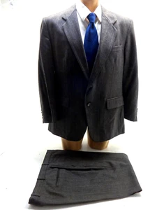 Traje de hombre John Alexander de lana marrón a rayas 44S, 38X29 con dobladillo de 3" - Imagen 1 de 4