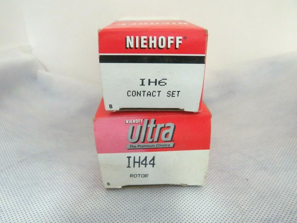Niehoff International Harvester Points Contact Set Part # IH6 & Rotor # IH44 NOS - Image 1 of 4