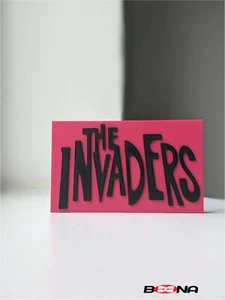 THE INVADERS logo display - QUINN MARTIN Beena Studio - Picture 1 of 2