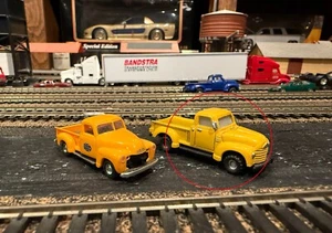 Smart Toys Pickup Truck 1950's - Yellow near 1/87 HO Scale Diecast LN - Picture 1 of 2