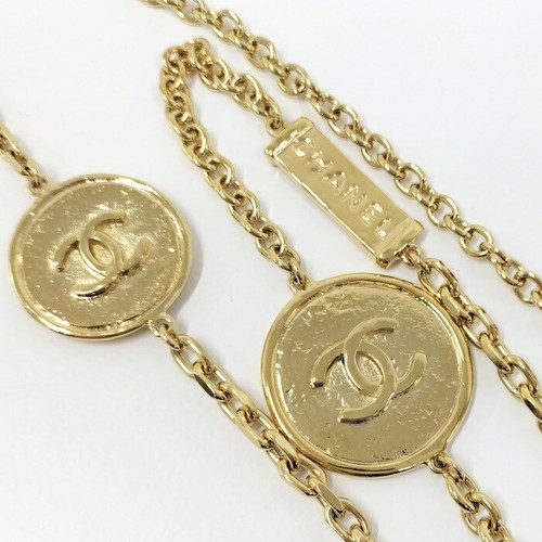 Collana lunga CHANEL placcata oro marchio Coco L24