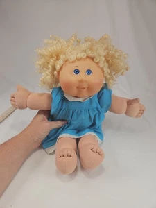 RARE Vintage Cabbage Patch Kid Play Along Girl PA-07R Cornsilk Poodle Hair 2009 - Picture 1 of 9