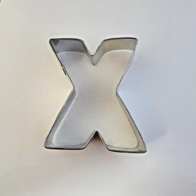 Letra del alfabeto X 3"" cortador de galletas metal niños nombre sándwich fiesta de cumpleaños Foto 1 de 2