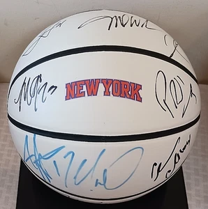 1999 2000 NY KNICKS Team Signed NBA Autogramm Basketball Sprewell Ewing Ward - Bild 1 von 4