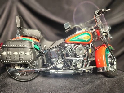 Franklin Mint 2003 Harley Davidson Christmas Special 1:10 Scale Inv. #4732 - Image 1 of 4