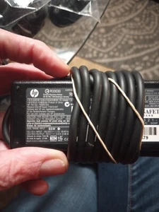 Genuine HP USB-C Type C 65W Slim Travel Laptop AC Adapter Charger Power Supply - Picture 1 of 4