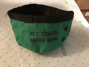 Foldable Travel Pet Bowl  - Picture 1 of 4