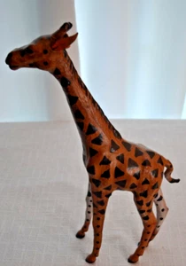 17" Tall Giraffe Statue, Rustic, Vintage, Safari Decor - Picture 1 of 15
