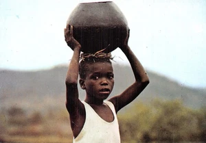 ZIMBABWE HARARE CHILD CARRYING POT - Picture 1 of 2