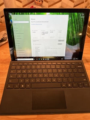 Microsoft Surface Pro (5.ª generación) Intel Core i7-7660U 512 GB SSD 16 GB Ram Foto 1 de 4