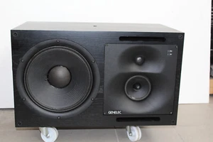 2x GENELEC 1037B aktive Studiolautsprecher - Bild 1 von 9