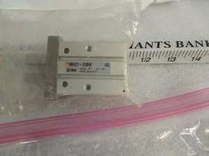 Pinza de aire paralela SMC MHZ2-20DN - nueva en paquete * - Imagen 1 de 8