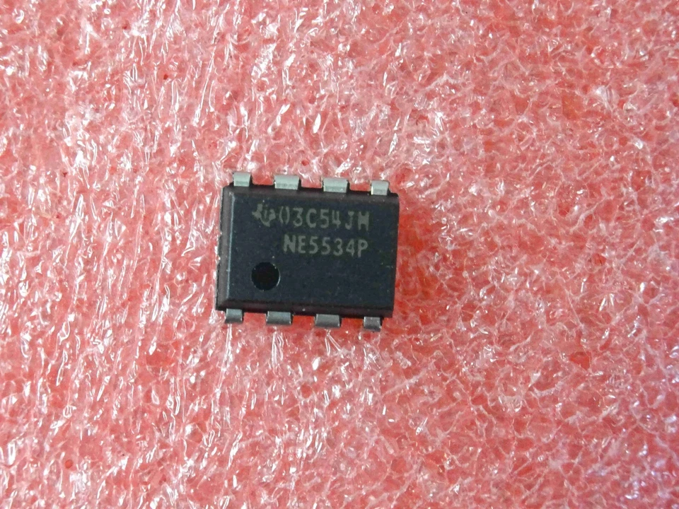 TEXAS INSTRUMENTS Lot x2: NE 5534 P ~ NE5534P ( = NE5534N ) low noise operational amplifier (CI72)