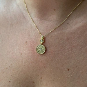 Round Medallion Pendant Necklace 14k Gold Over 925 Silver Lab Diamond Pave Gift - Picture 1 of 4