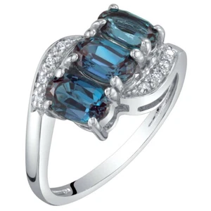 Anillo de alejandrita y diamantes de oro blanco de 14 K creado en laboratorio de forma ovalada de 1,50 quilates - Imagen 1 de 3