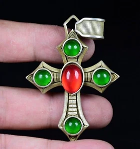 Colgante amuleto de la suerte cruz Feng Shui gemas rojas incrustaciones de plata antigua de 2,4" raro - Imagen 1 de 5