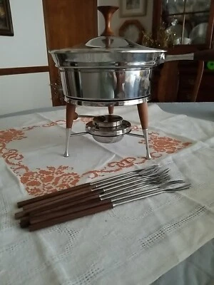Olla de fondue vintage/plato para rozar asas de acero inoxidable, bandeja, quemador, 8 tenedores Foto 1 de 4