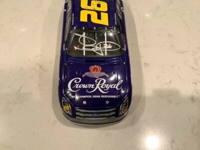 Ford Fusion Crown 2006 autografiado por Jamie MCMURRAY DUEÑOS REALES FUNDIDO A PRESIÓN Y TARJETA Foto 1 de 4