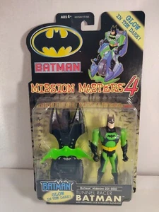Batman Mission Masters 4 TUNNEL RACER BATMAN (CosBman516) GITD - Picture 1 of 7