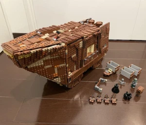 LEGO Star Wars 75059 Sandcrawler UCS Set with Minifigures Ultimate Collector's - Picture 1 of 14