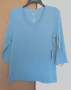 St. John's Bay Misses Size M (8-10) V Neck 3/4 Sleeve T-Shirt- Heritage Blue - Picture 1 of 4