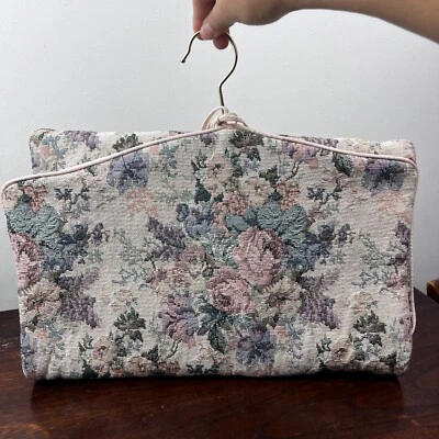 Винтажный Victoria Secret путешествий вися органайзер косметические туалетные принадлежности цветочный гобелен - Изображение 1 из 4