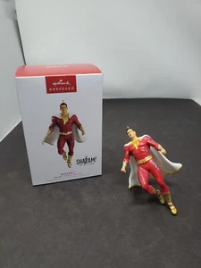 Hallmark Keepsake Adorno de Navidad 2023, DC Shazam! ¡Fury of the Gods Shazam! - Imagen 1 de 3