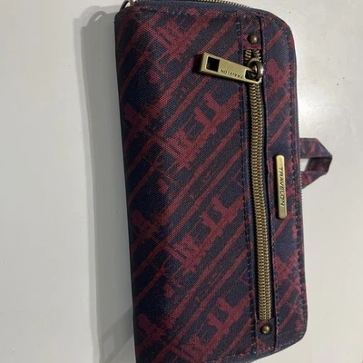 TRAVELON SAFE ID RFID BLOCKING Burgundy/ Navy Zip Around Wallet With Wristlet ** — 第 1/4 张图片