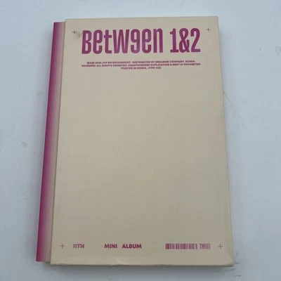 TWICE Between 1&2 - 11th Mini Album, Version C6B Pink Foto 1 de 4