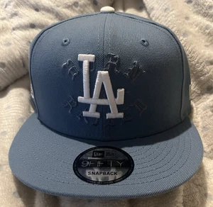 Cappello neonato NEW ERA BORN X RIALZATO LA DODGERS 2024 WORLD SERIES SNAPBACK blu ardesia - Foto 1 di 4