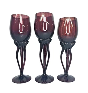 Juego de copas de vino de arándano copas de amatista medusas tallos de pulpo Krosno Polonia - Imagen 1 de 10