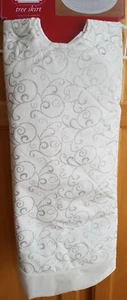 Trim A Home 50" White with Silver Sparkle Scroll Tree Skirt - NIP! - Picture 1 of 5