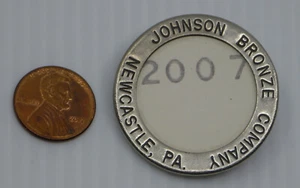 ALTES JOHNSON BRONZE, NEW CASTLE PA, ARBEITERIDENTIFIKATIONSABZEICHEN, ARBEITSGESCHICHTE - Bild 1 von 3