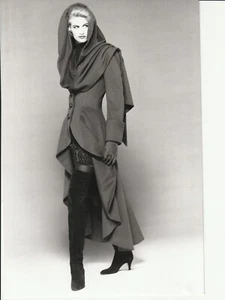 PHOTO Argentique JEAN-LOUIS SCHERRER MODE 1990 PHOTO STUDIO 16X24CM - Foto 1 di 2