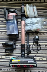 Shark Cordless Stick Vacuum Cleaner IZ400UK For Repair PLEASE READ LISTING - Picture 1 of 5