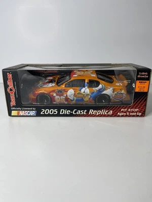Team Caliber 2005 Die-Cast Replica Disney Donald Duck 1:24 Scale Daytona 500 NIB - Image 1 of 4