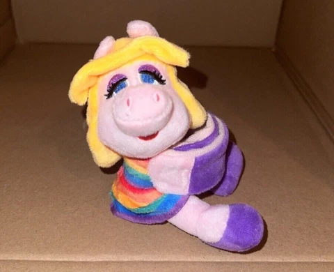 Disney Pride Cutie Cuff Rainbow MISS PIGGY NEW Cover