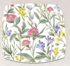 Piatto quadrato Mikasa Parisian Bloom bianco 10,5 pollici AN040 - Foto 1 di 2