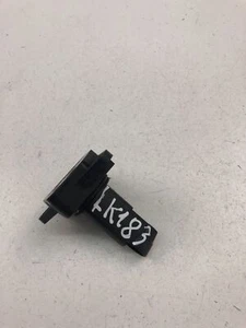 LK183 VOLVO Mass Air Flow Sensor MAF 9202199 - Picture 1 of 4