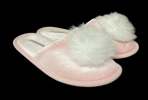 VICTORIA'S SECRET Women's Pink Pom Pom Slippers Sz Small - Picture 1 of 7