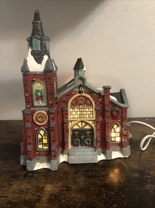 Christmas lighted hand painted porcelain Christmas house Church - Picture 1 of 14