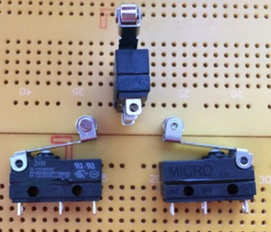 6A 250V SPDT Sub Minatur Rollenhebel Mikroschalter Silber IP67 ZW50 Multi Menge - Bild 1 von 1