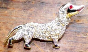 Dachsund Dog Pin Silver Rhinestones Red Eye Silvertone Metal Vintage - Picture 1 of 3