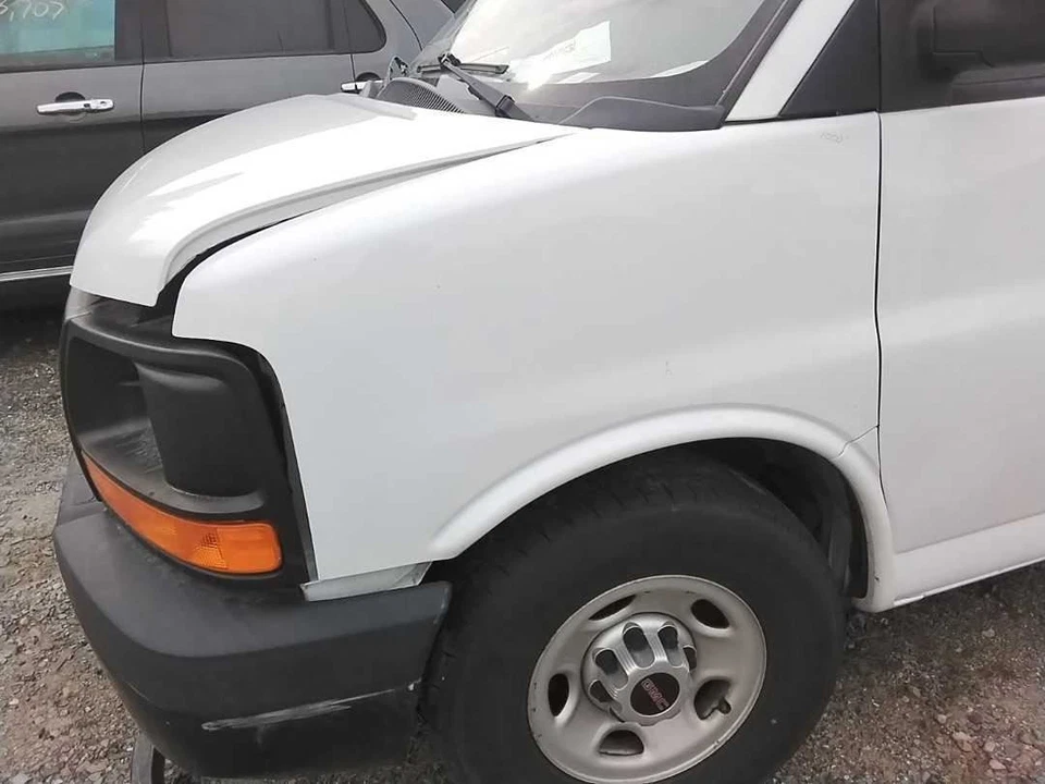 (LOCAL PICKUP ONLY) Driver Left Fender Fits 03-23 EXPRESS 2500 VAN 3029647 - Image 1 of 4