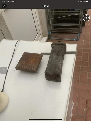 METPOST DRIVING TOOLS FOR 3 INCH/75MM POSTS used - Image 1 of 2