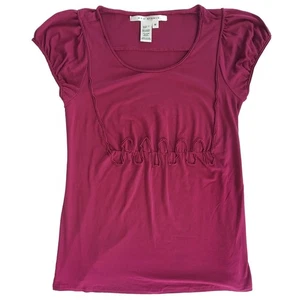 Max Studio Top T-shirt berretto manica ricamata fumè elasticizzato viola taglia M - Foto 1 di 4